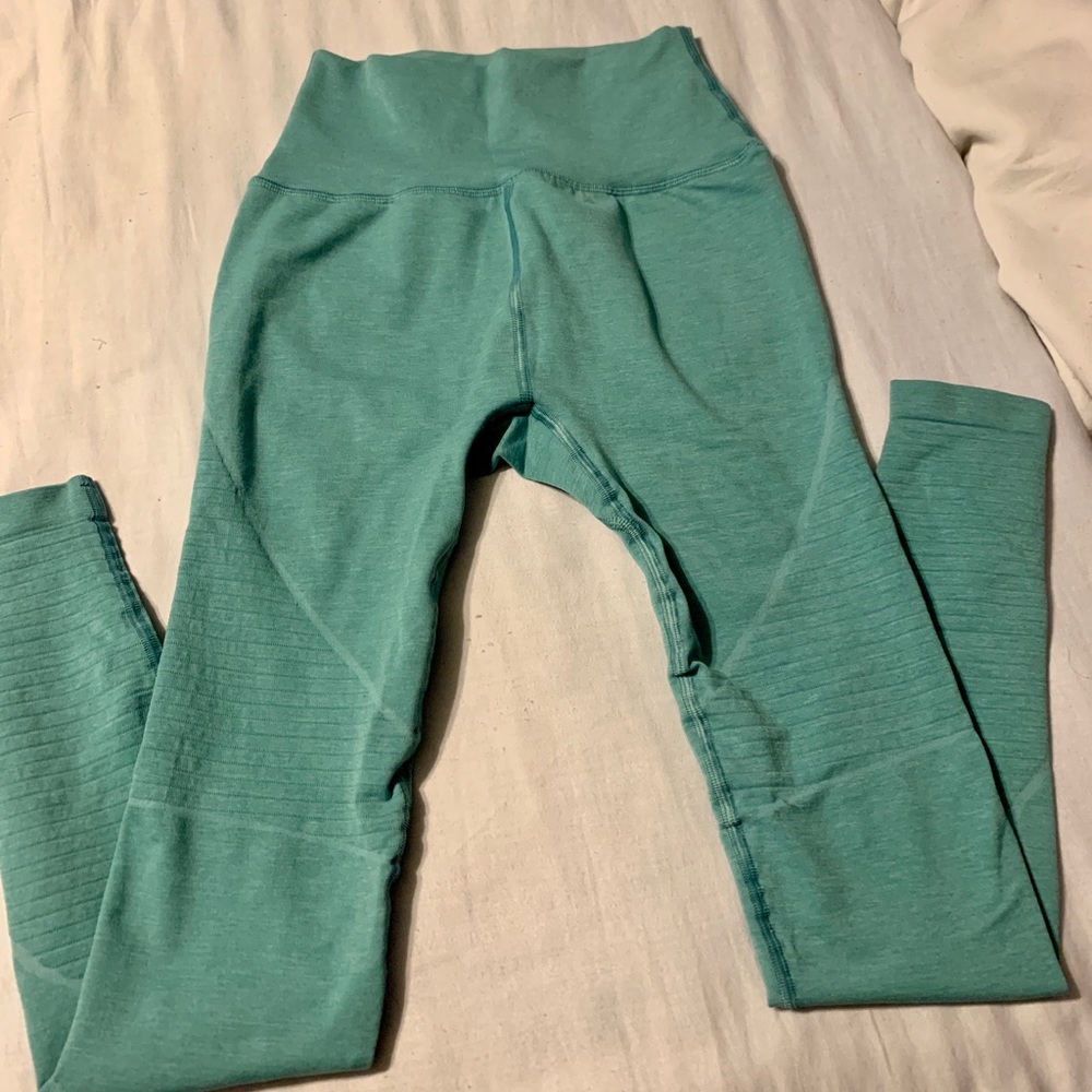OG revival Alphalete leggings in jade green :)